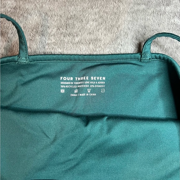 437 Crop Tank Top - The Tank - Picture 3 of 6